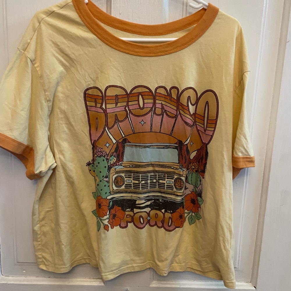 Ford Women's Yellow and Orange Bronco Crop Top